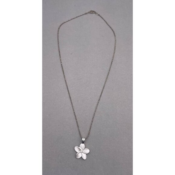 Lia Sophia Floral Pendant Beaded Chain Necklace Silver Tone 18 Inches - Picture 2 of 5